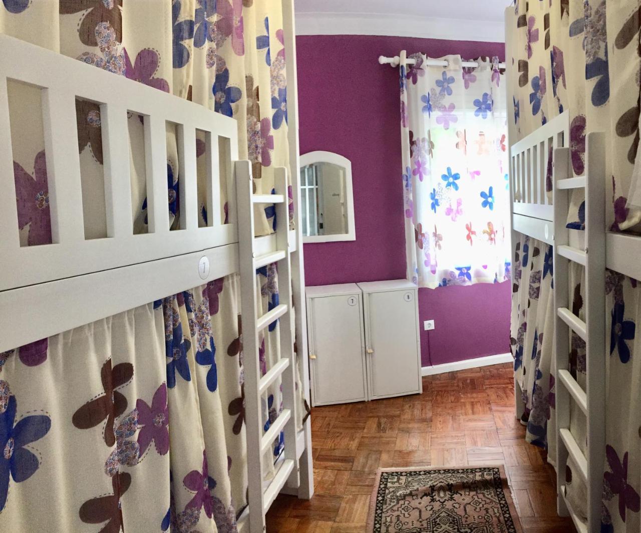 Hostel Das Flores Senhora da Hora Екстер'єр фото